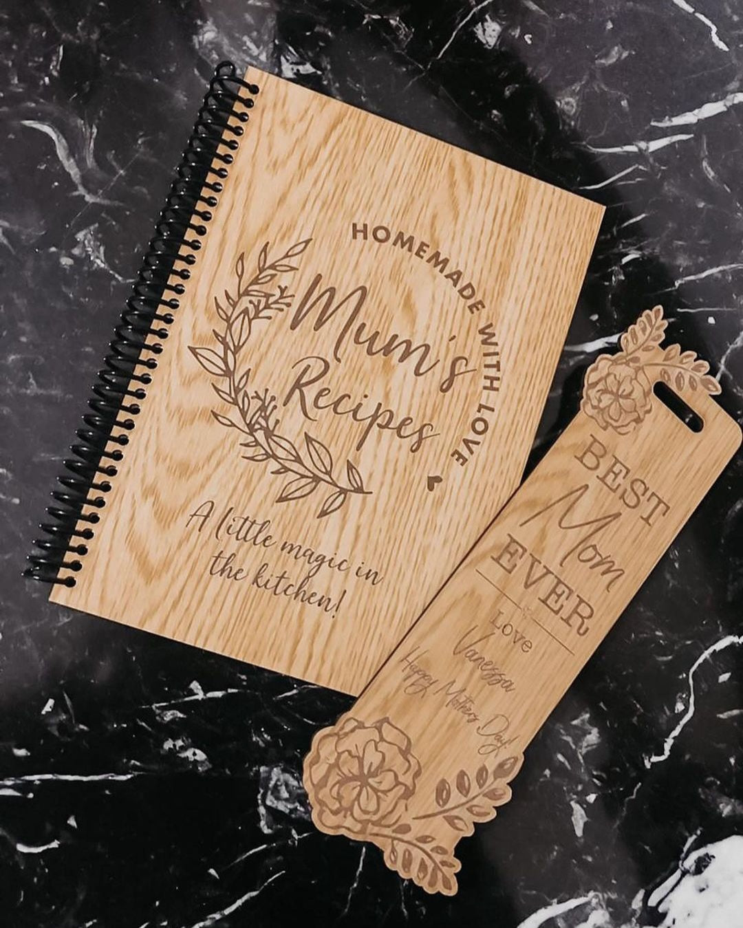 PERSONALIZED WOODEN RECIPE BOOKLET