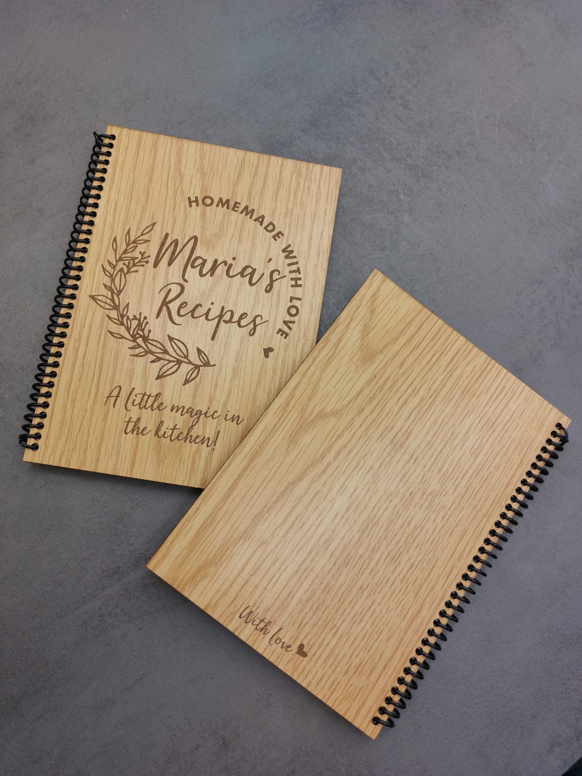 PERSONALIZED WOODEN RECIPE BOOKLET