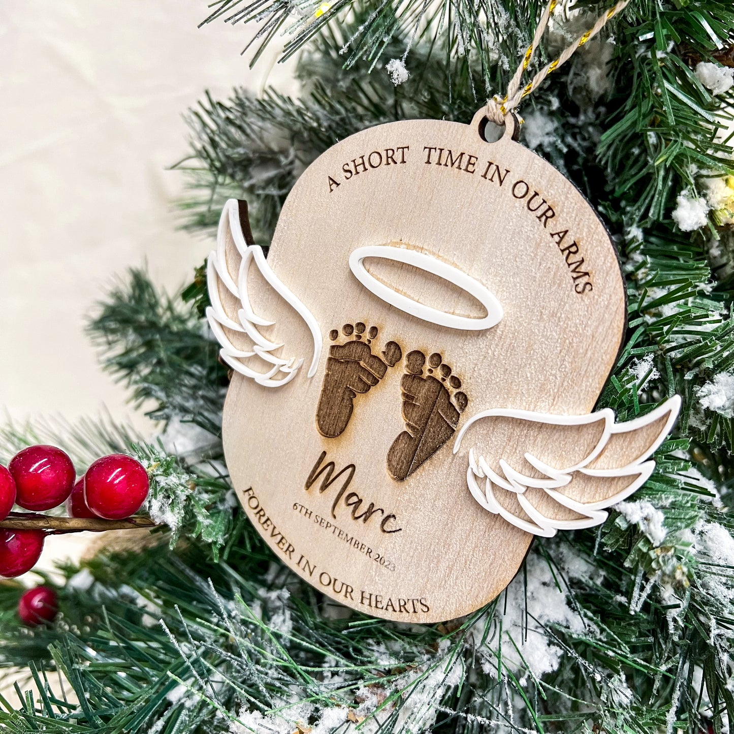 FOOTPRINTS MEMORIAL CHRISTMAS ORNAMENT